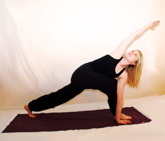 Lateral Side Stretch Reverse Lateral Side Stretch Reverse